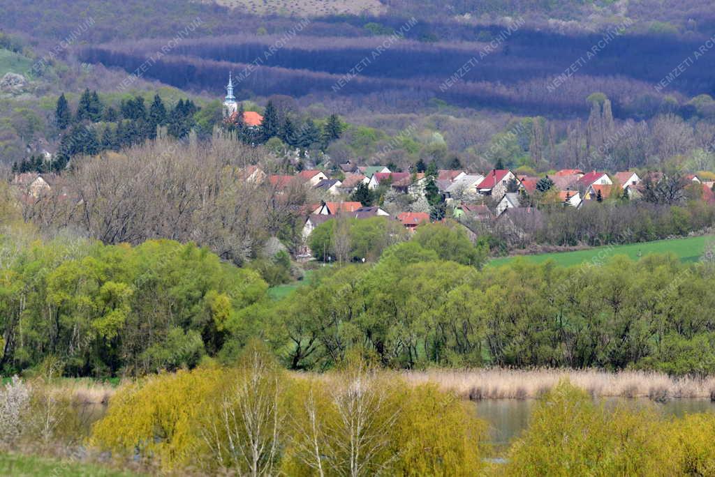 Tájkép - Diósjenő - Jenői-tó