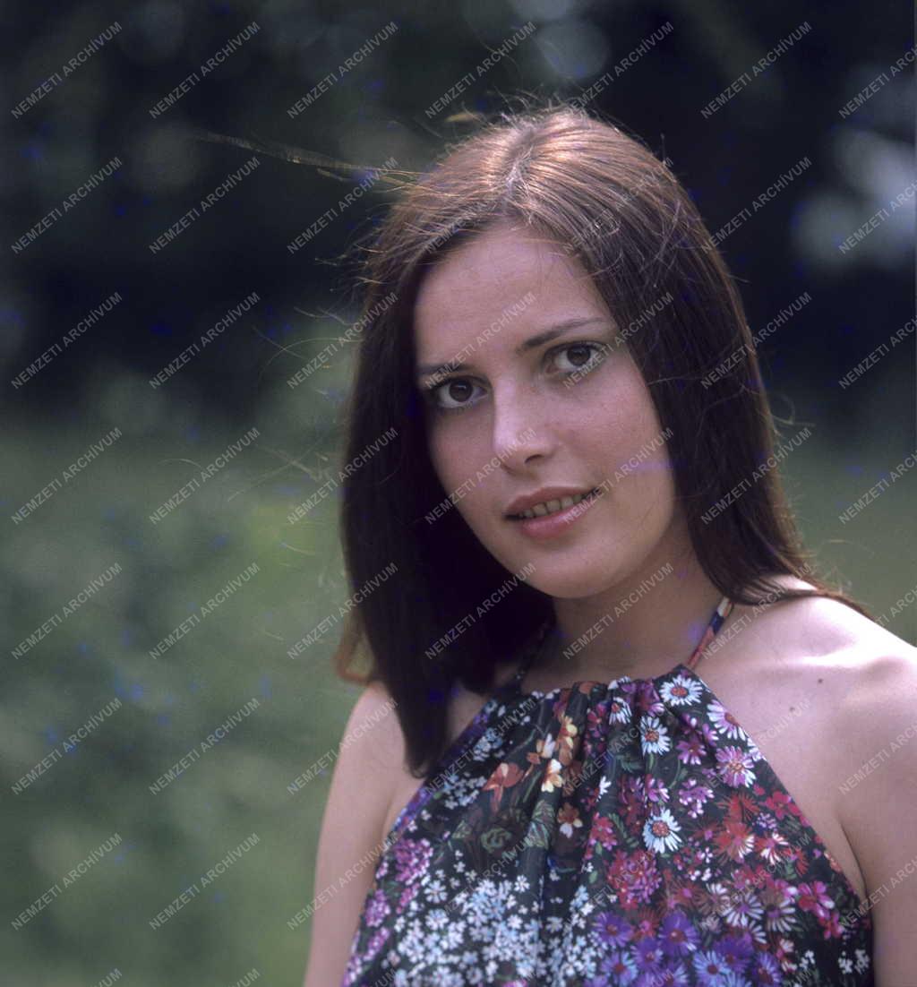 Kultúra - Jónás Gabriella színésznő