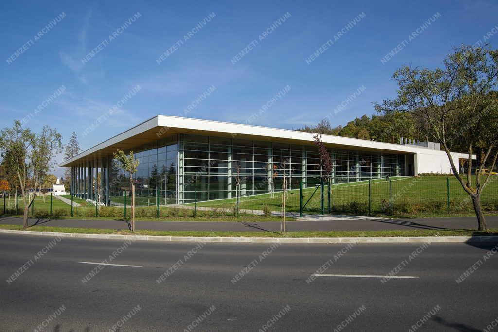 Szabadidő - Sport - Sopron Lőver Uszoda