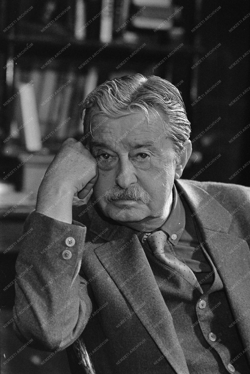 Kultúra - Mensáros László színművész