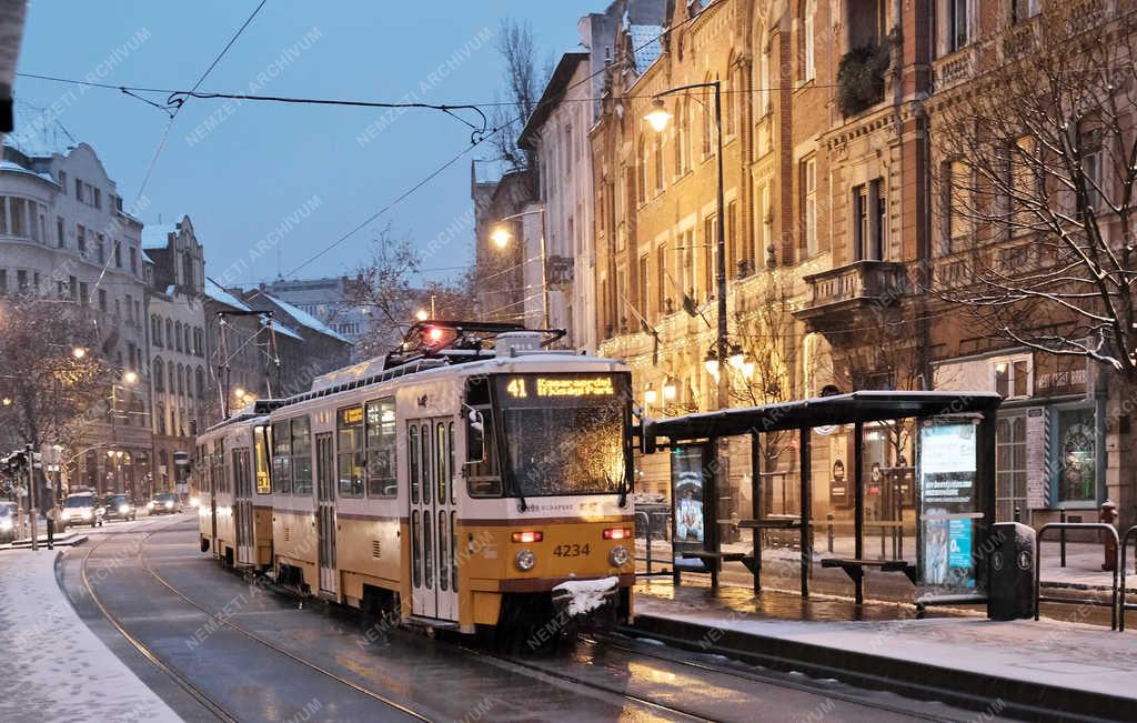 Időjárás - Budapest - Havas városkép