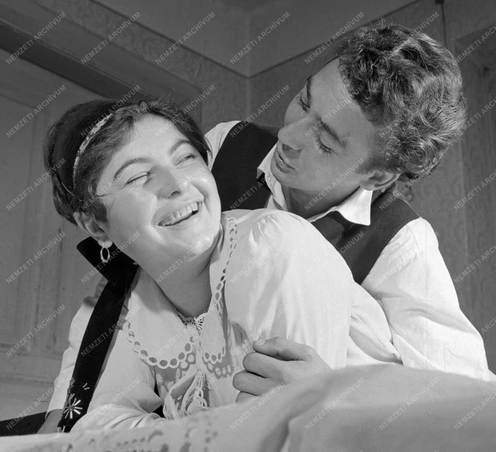 Életkép - Kultúra - Téli esték Miskén