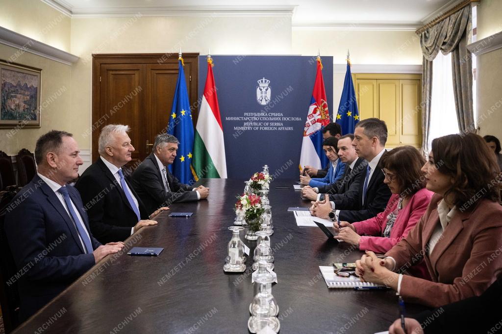 Semjén Zsolt Belgrádban