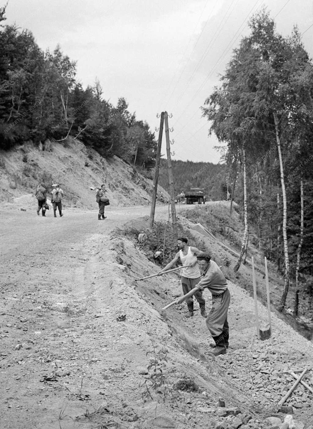 Építőipar – Kiszélesítik a Mátra szerpentin útjait