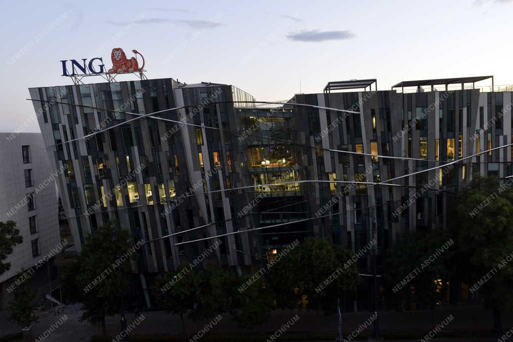 Városkép - Budapest - ING-székház