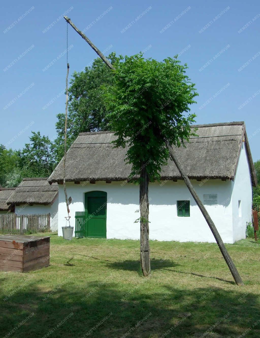 Emlékhely - Szabadszállás - József Attila gyermekkori nyaralóhelye