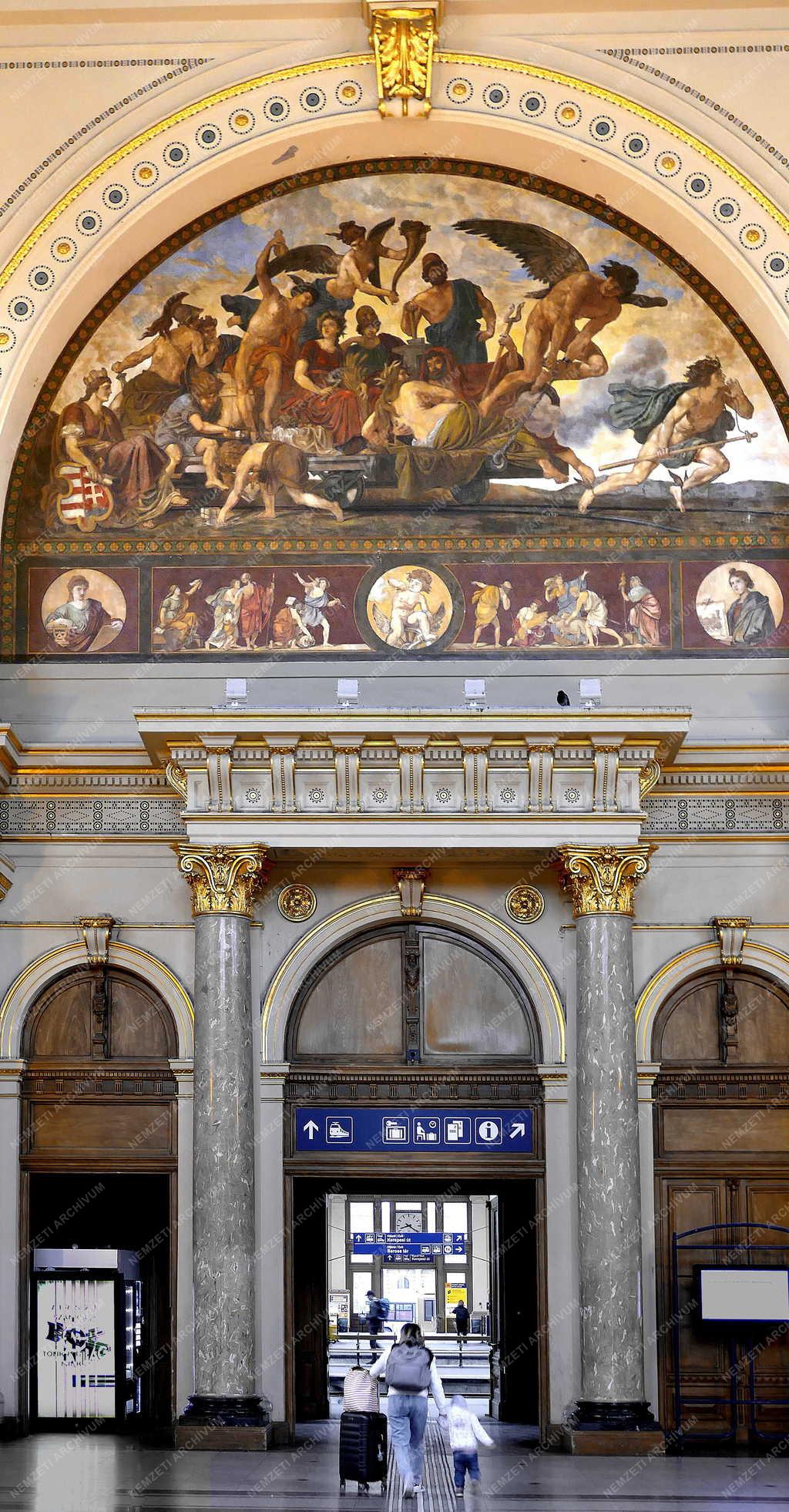 Városkép - Közlekedés - Budapest - Keleti pályaudvar