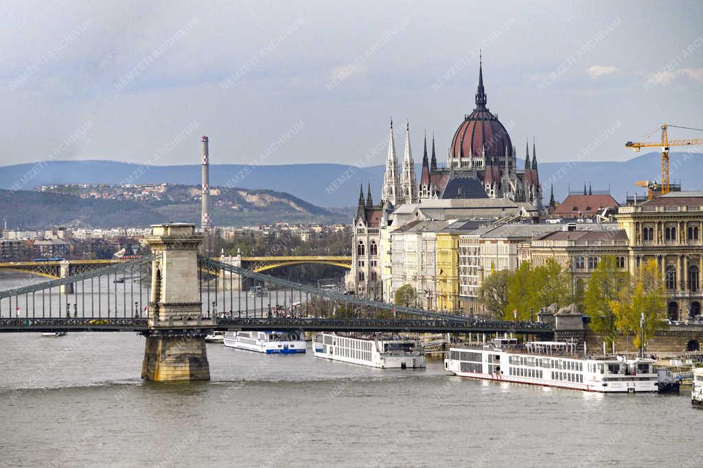 Városkép - Budapest - Lánchíd