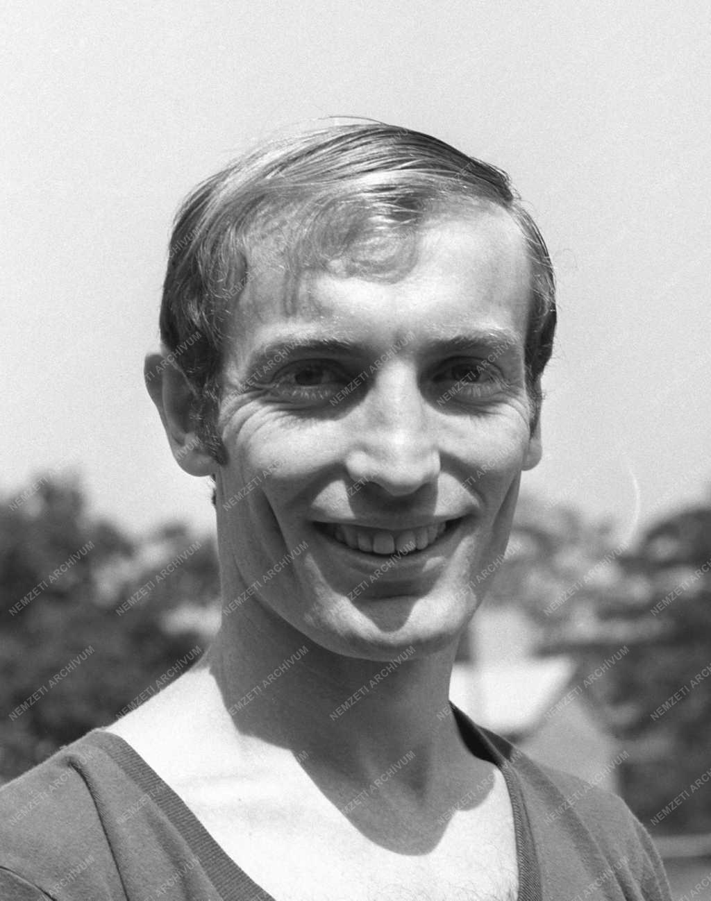 Személy - Sportoló - Juhász István