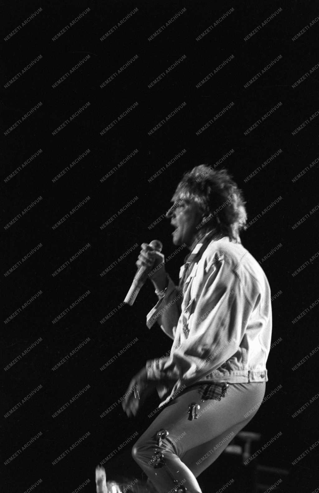 Kultúra - Könnyűzene - Rod Stewart Budapesten