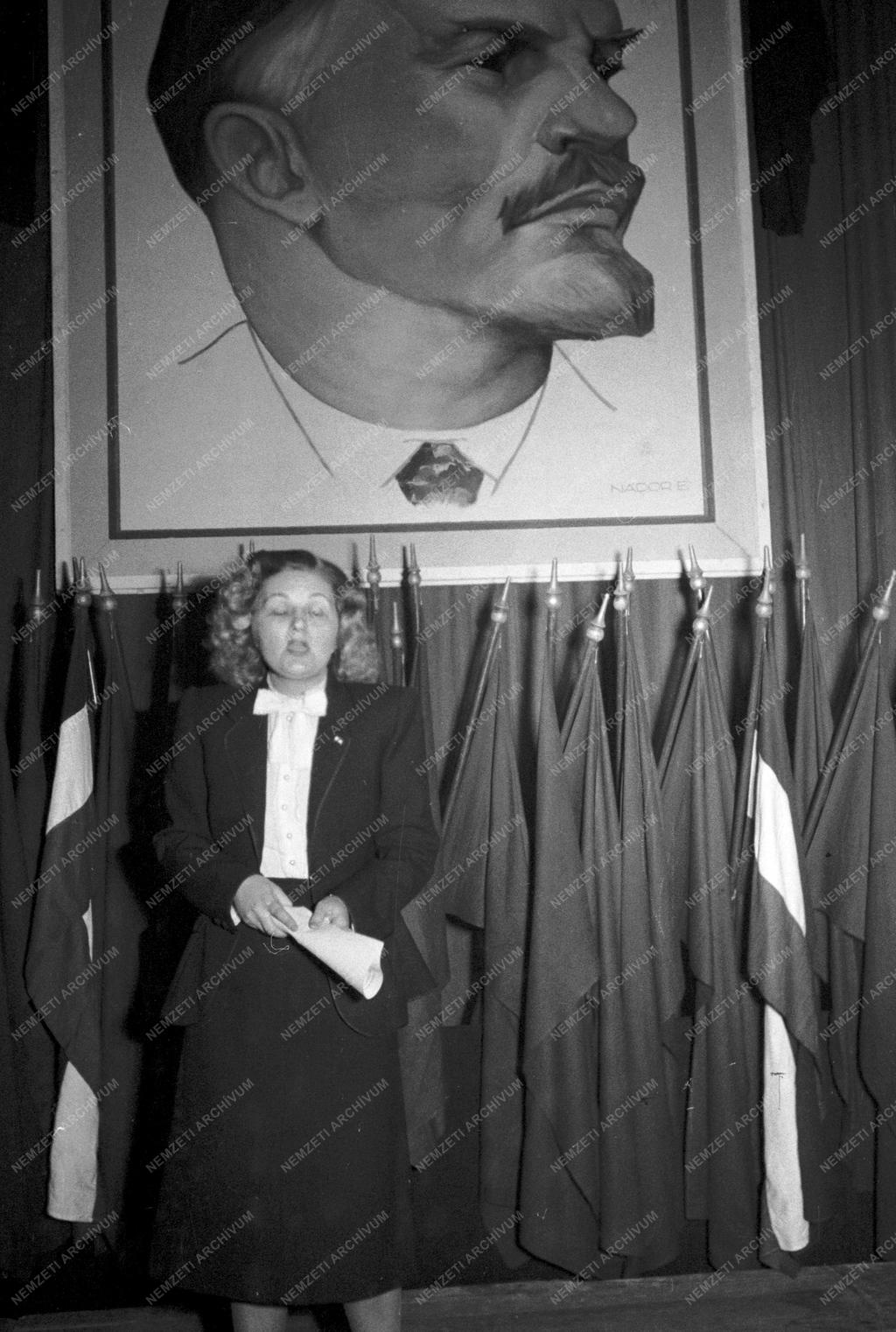 Emlékünnep – Lenin halálának évfordulója
