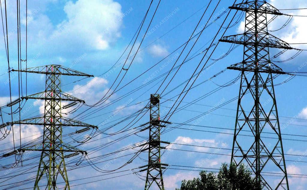 Energiaszolgáltatás - Budapest - Magas feszültségű elektromos távvezeték