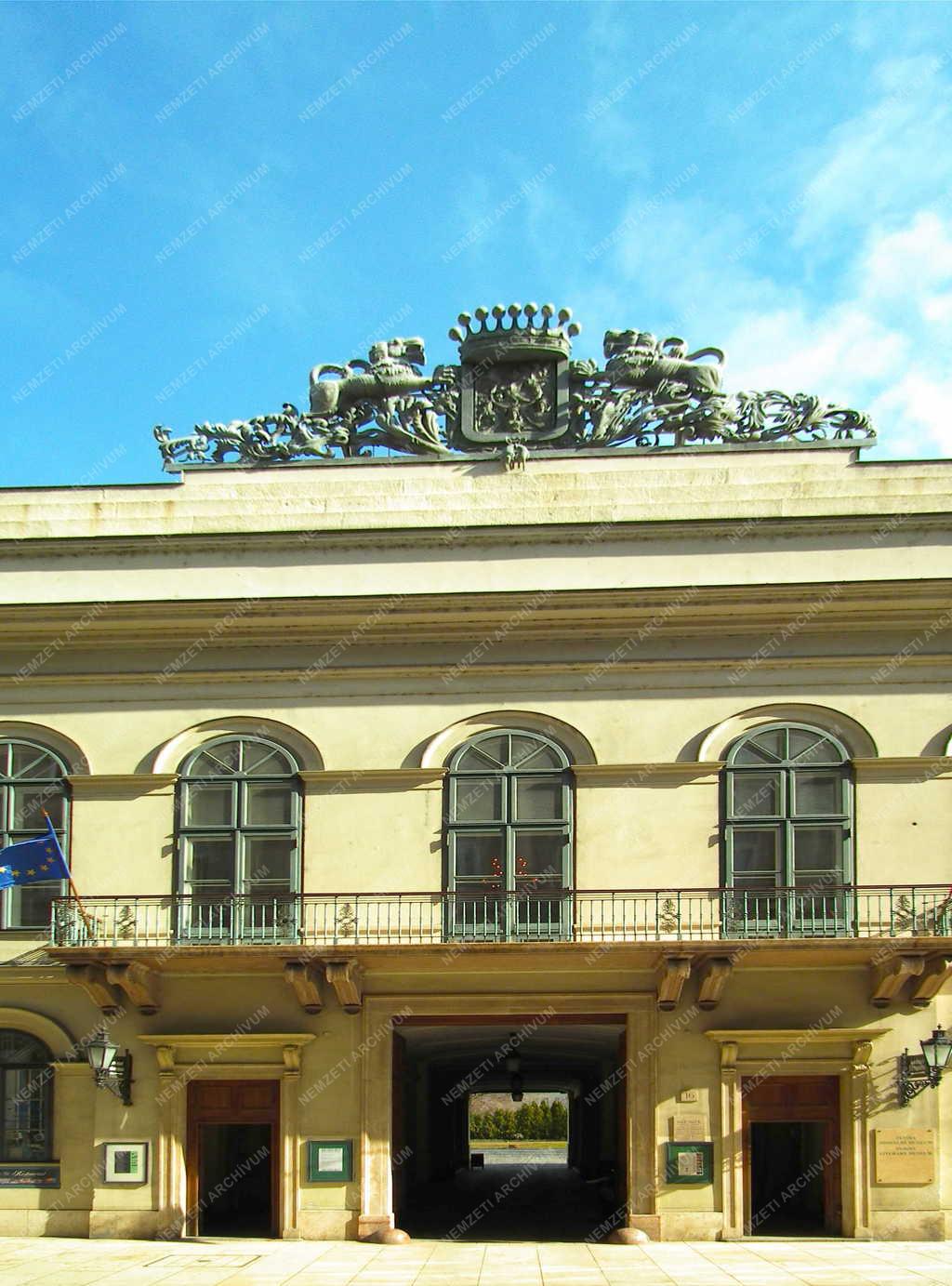 Épület - Budapest - Károlyi Palota