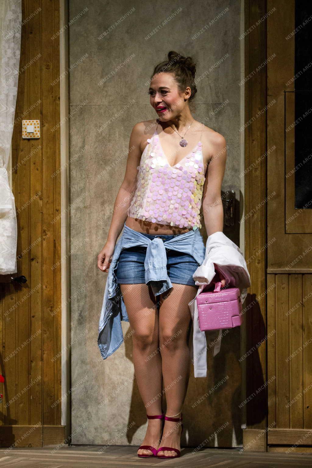 Kultúra - Pesti Magyar Színház - Tim Firth: Naptárlányok