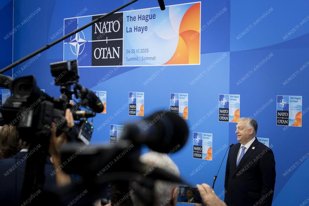 NATO-csúcs Hollandiában