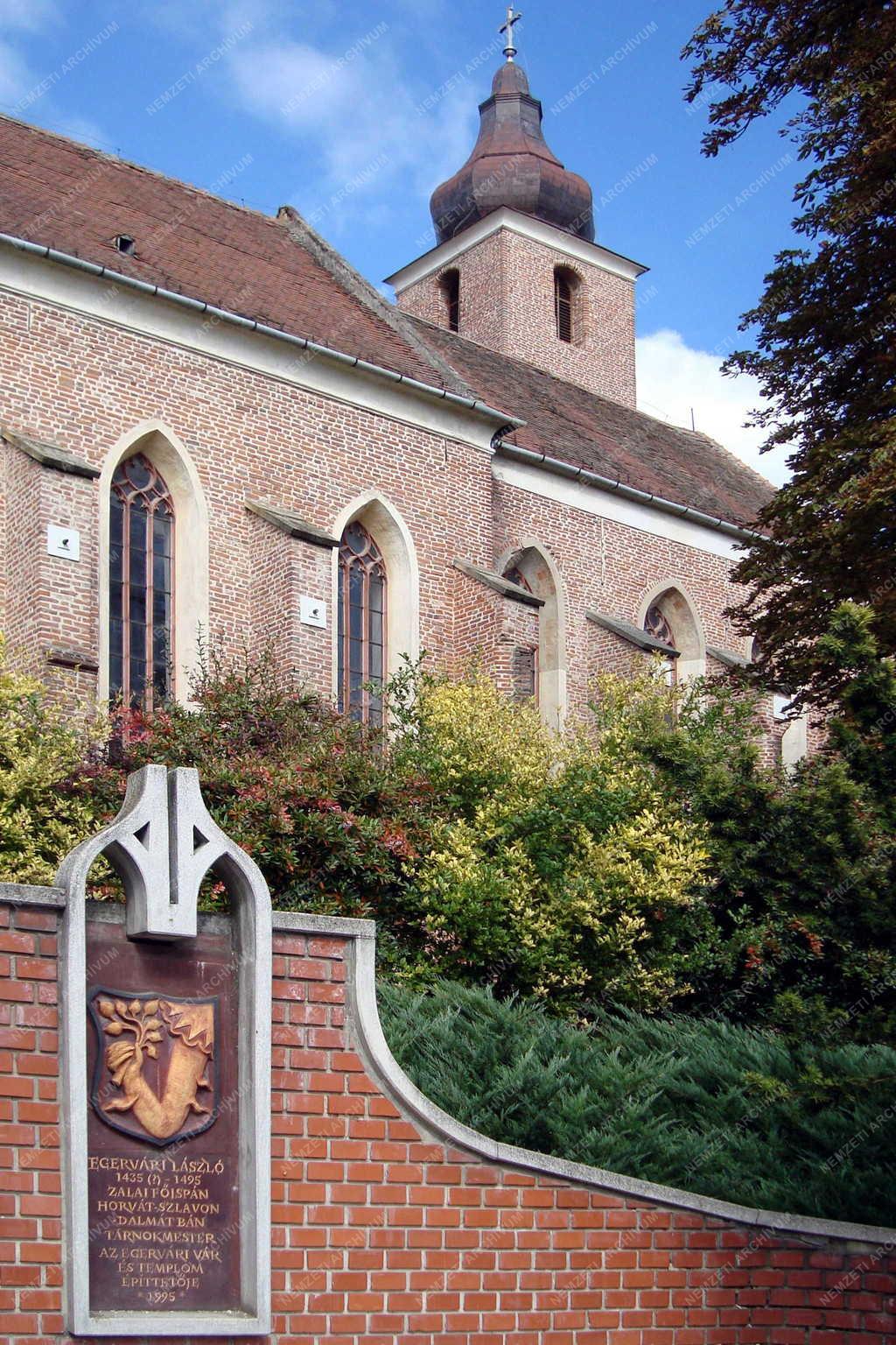 Emlékmű - Egervár - Egervári László zalai főispán emlékműve