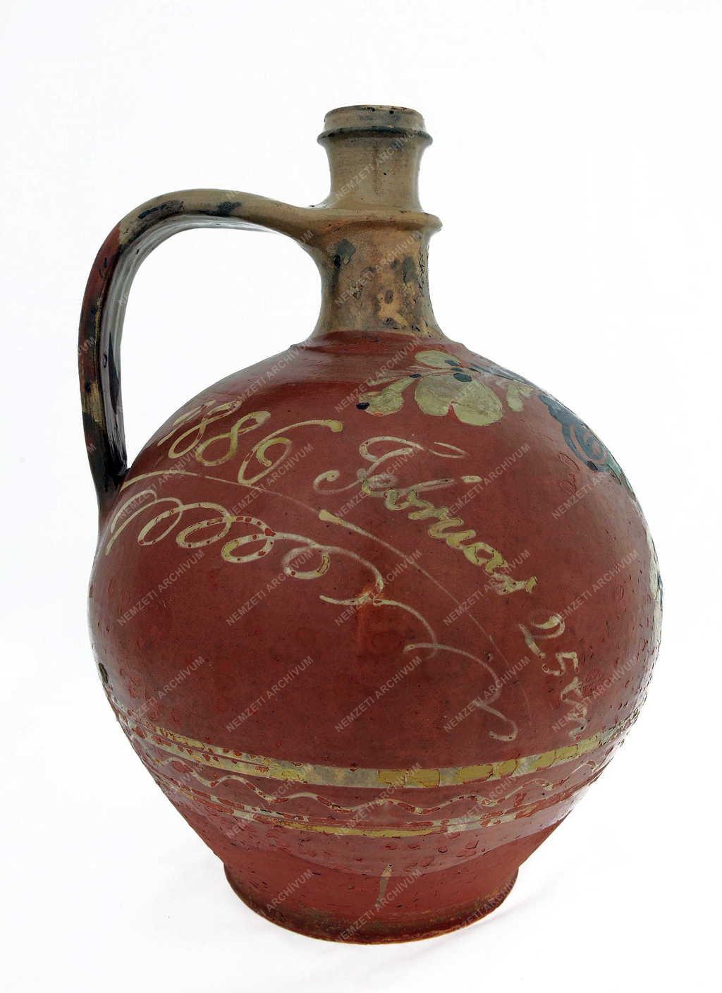 Népművészet - Debrecen - Cserépkorsó