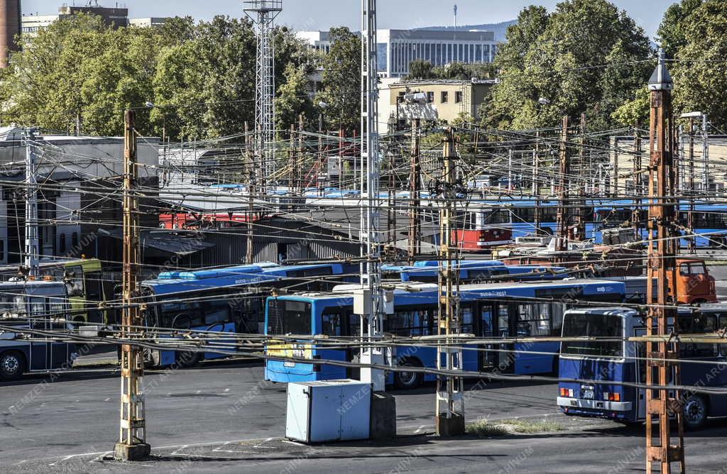 Közlekedés - Budapest - BKV Zrt. Kőbányai Garázs