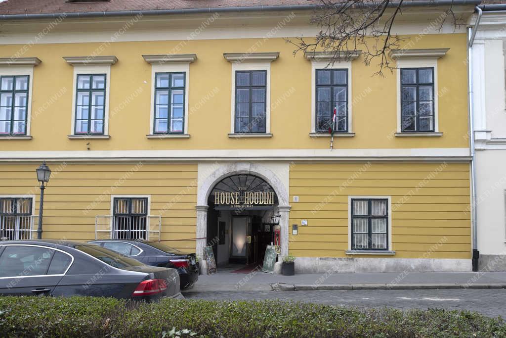 Városkép - Budapest - Houdini-kiállítás