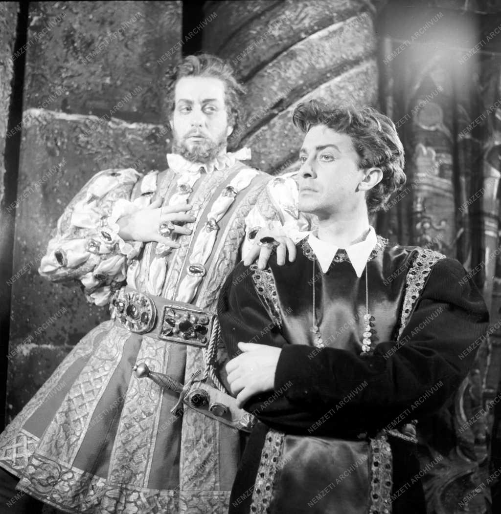 Kultúra - Hamlet