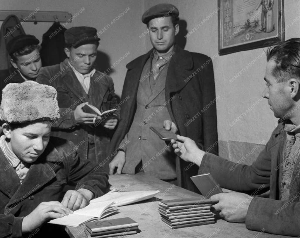 Évforduló - Tíz éves a balmazújvárosi Kossuth termelőszövetkezet