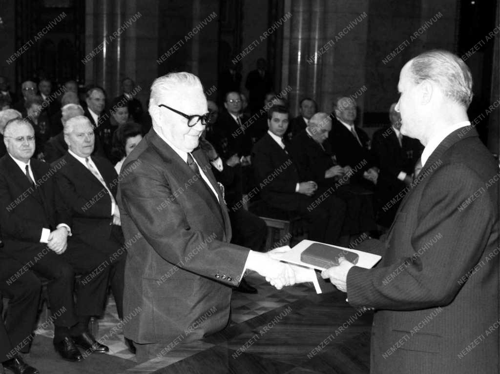 Bartha Bertalan  lakatos