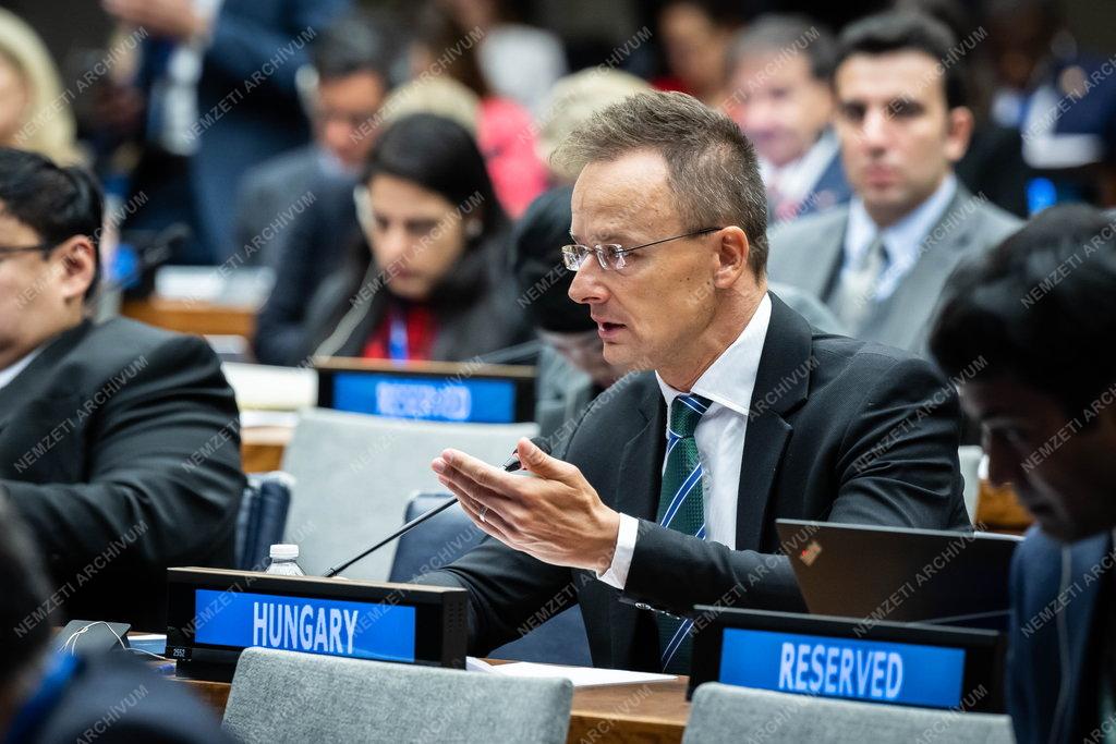 Szijjártó Péter New Yorkban