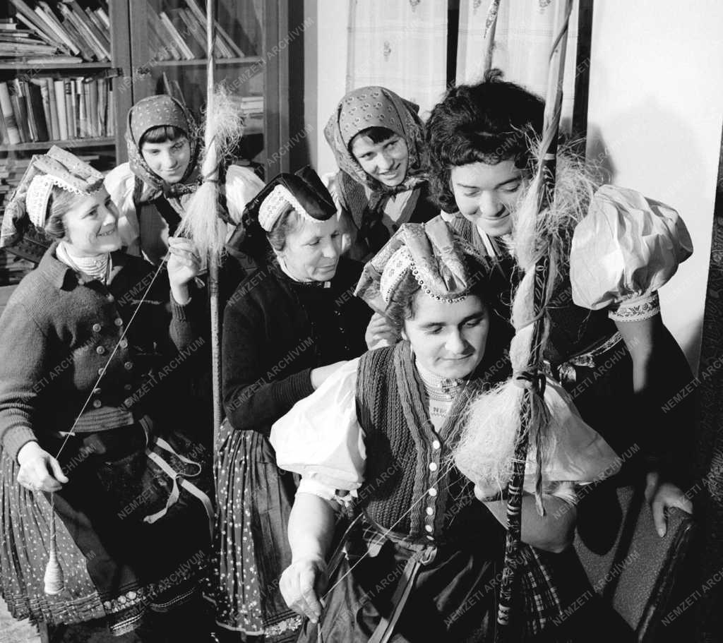 Kultúra - Hagyományőrzés Hollókőn