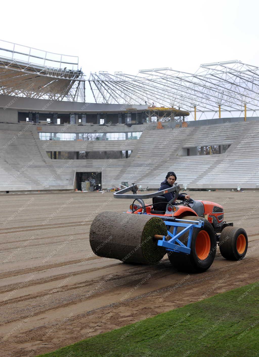 Sportlétesítmény - Debrecen - Épül a Nagyerdei Stadion 
