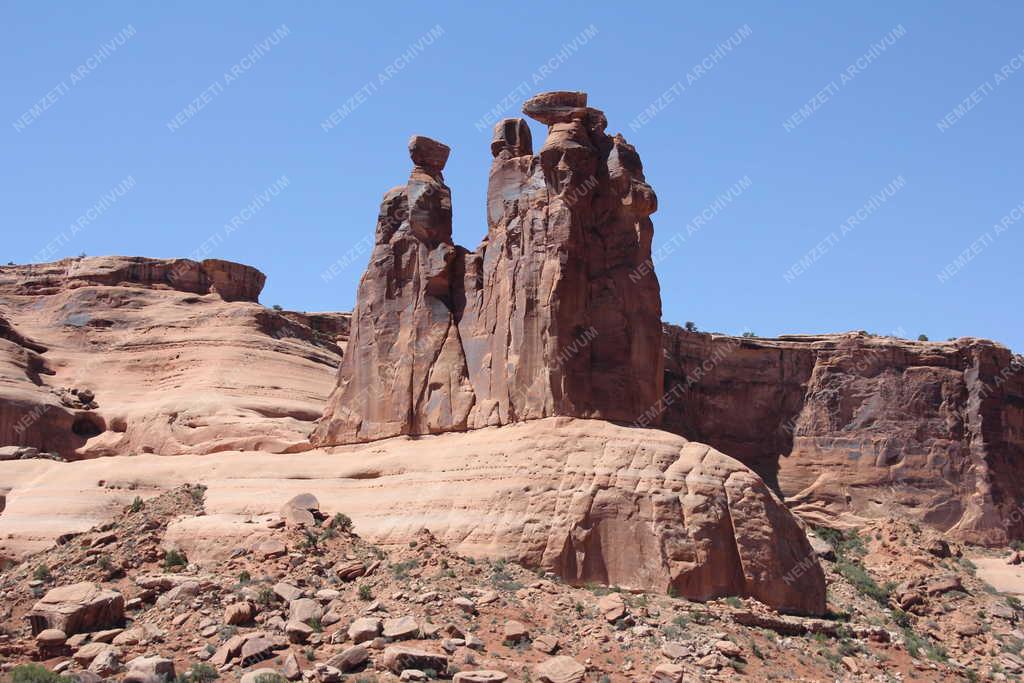 Természet - Sziklaképződmények a Bryce Canyonban