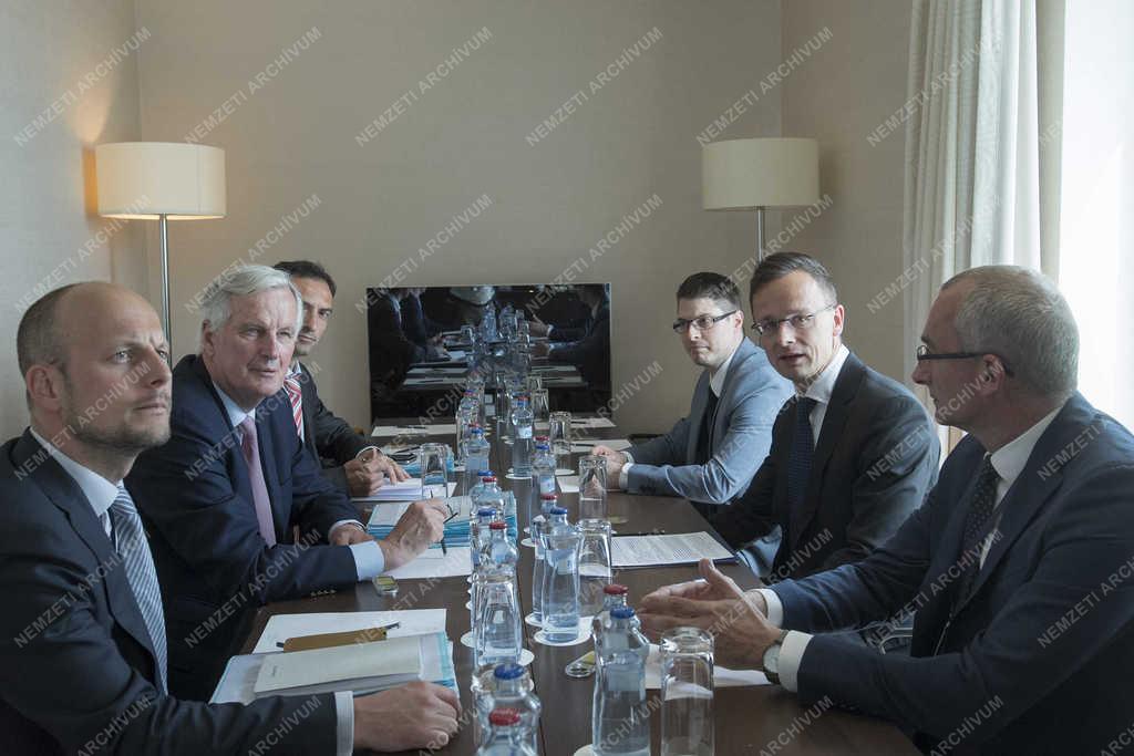 Szijjártó Péter Pozsonyban