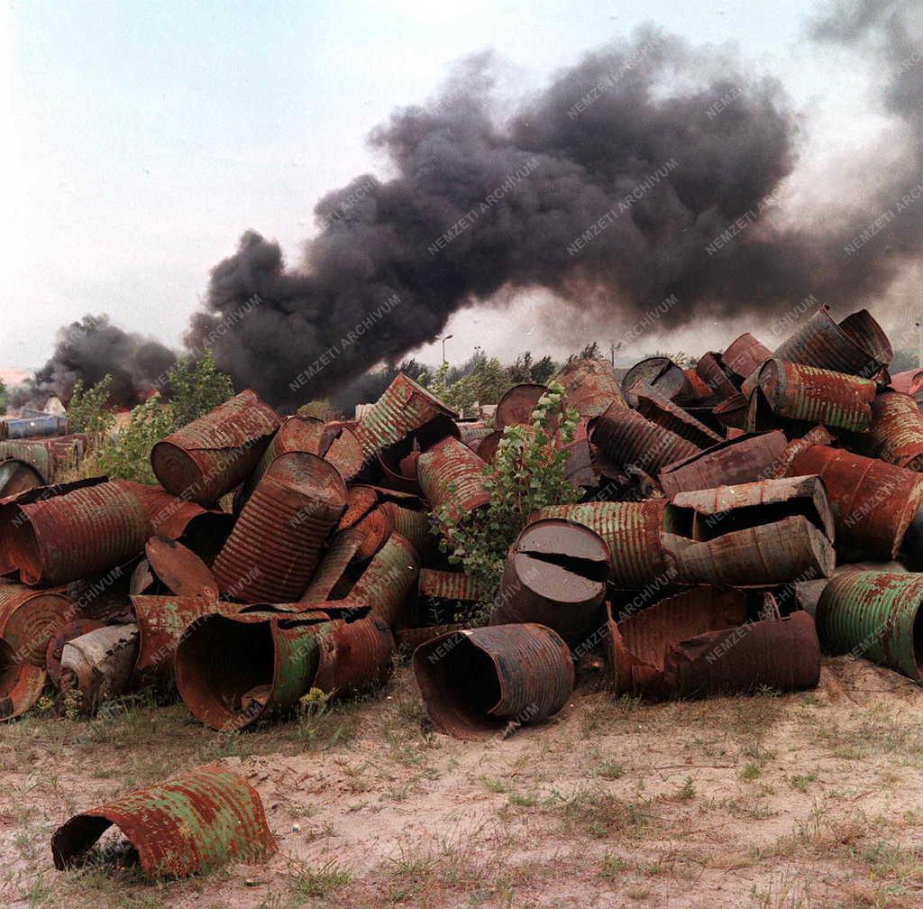 Környezetszennyezés - Vegyipari hulladék