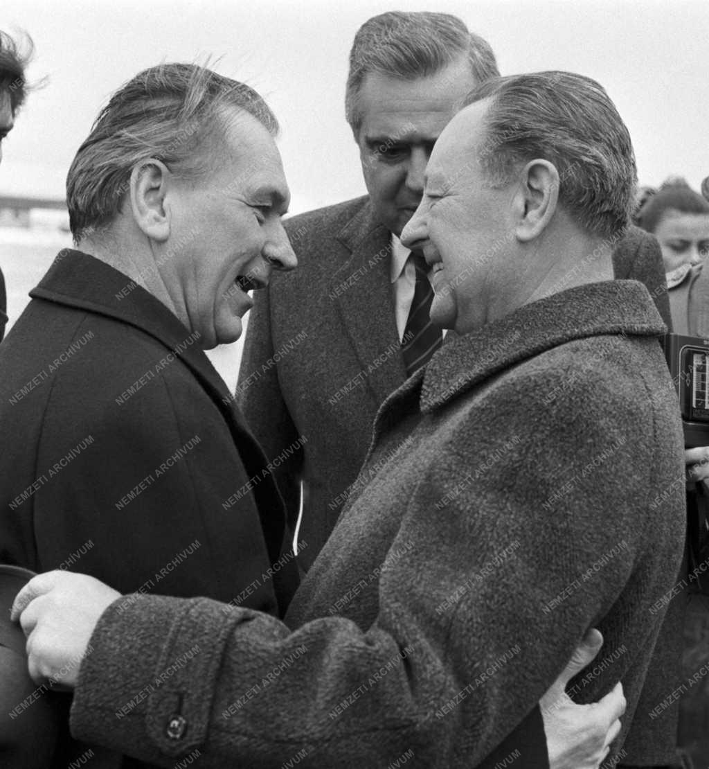 Külpolitika - Grósz Károly prágai látogatása