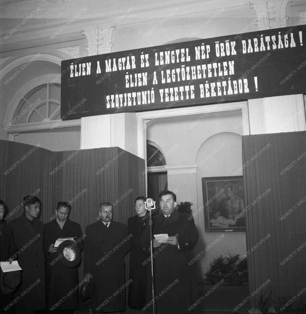 Kultúra - Kiállítás - Festészet 
