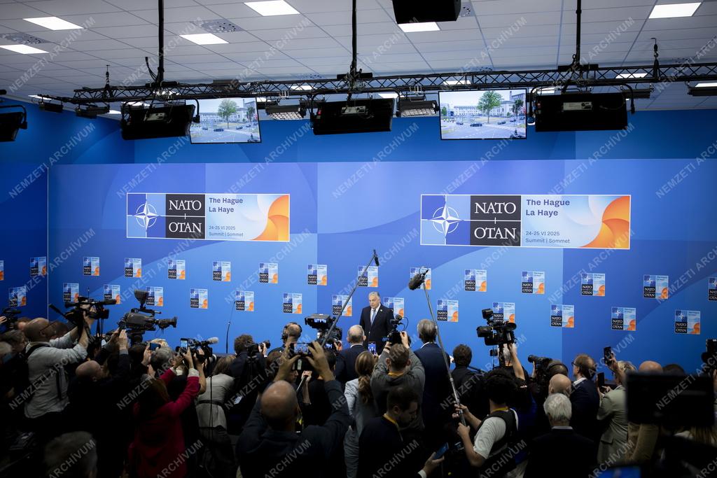 NATO-csúcs Hollandiában