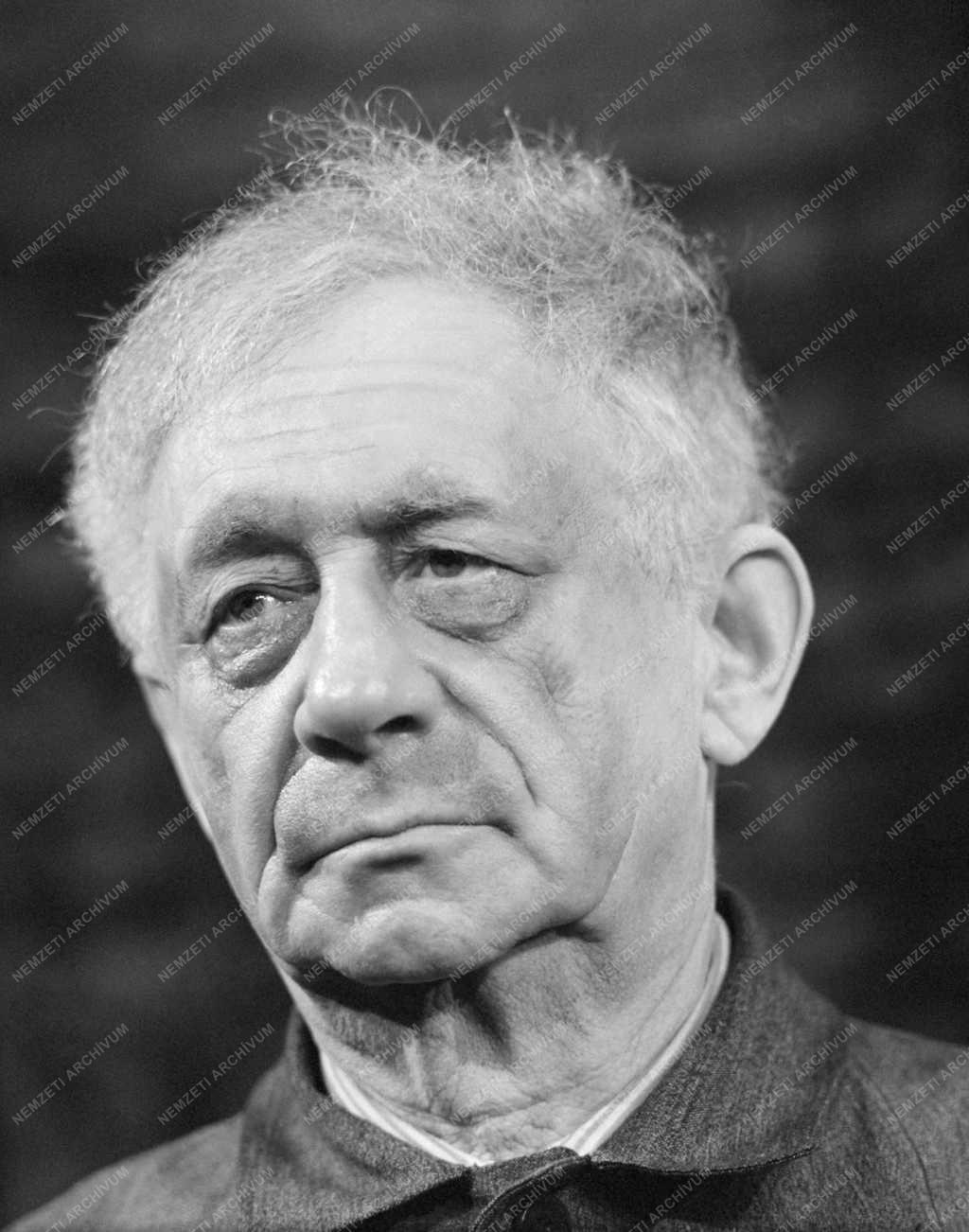 Kultúra - Thália Színház - Rolf Hochhuth: A helytartó