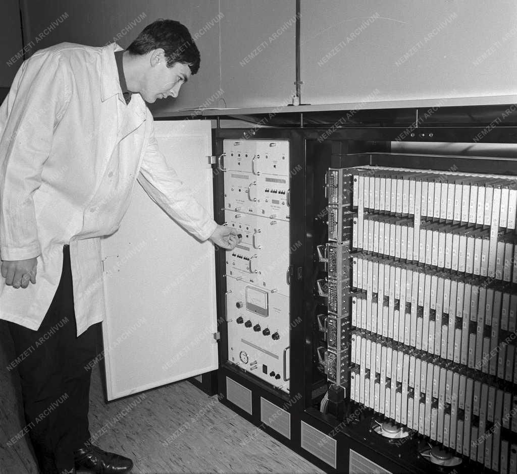 Oktatás - Tudomány - Számítástechnika