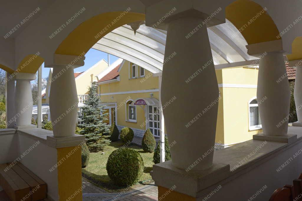 Idegenforgalom - Dédestapolcsány - Hotel Experience