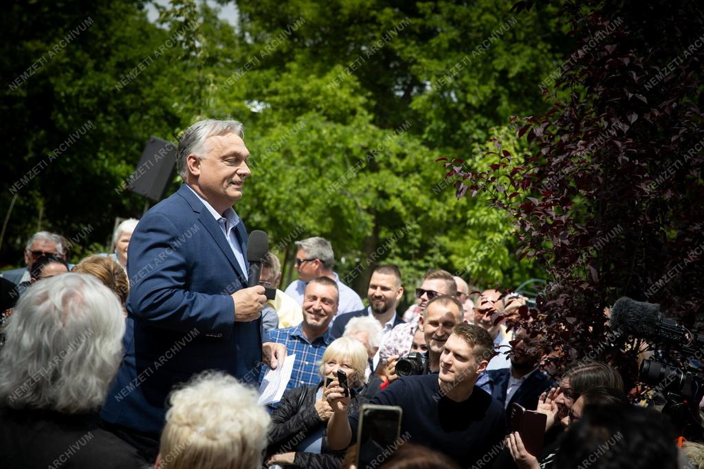 Voks 24 - Orbán Viktor országjáró kampánykörútja