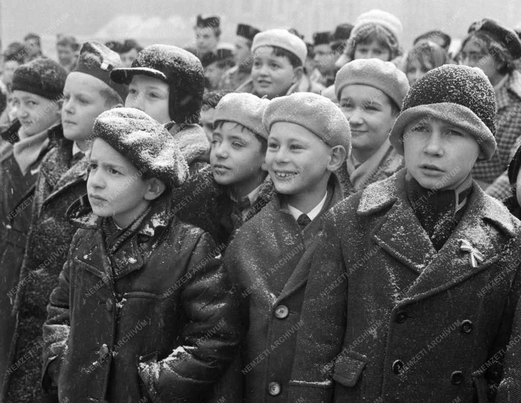 Ünnep - Március 15-ei koszorúzási ünnepség