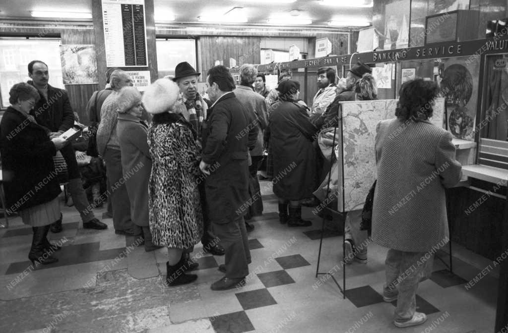 Kereskedelem - Hiánycikk a valuta