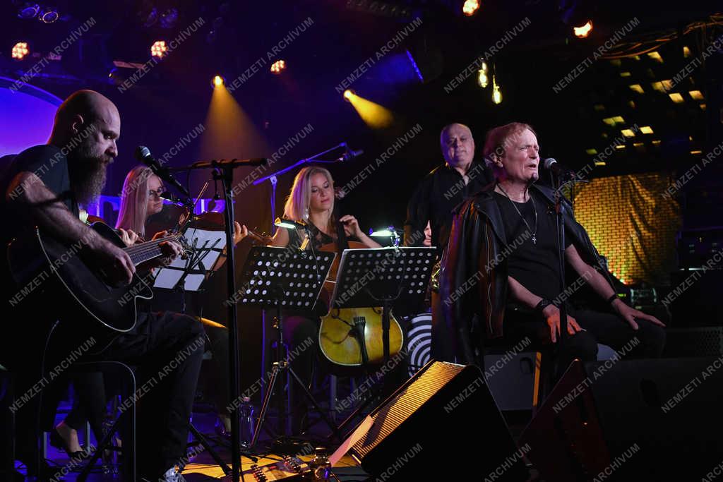 Televízió - M2 Petőfi TV - Akusztik koncert az A38 hajón
