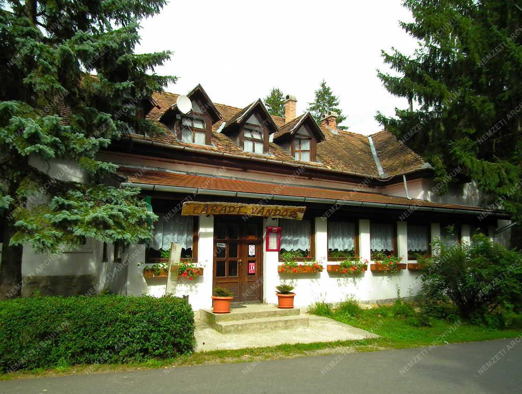 Szokolya - Királyrét - Vendéglátóépület