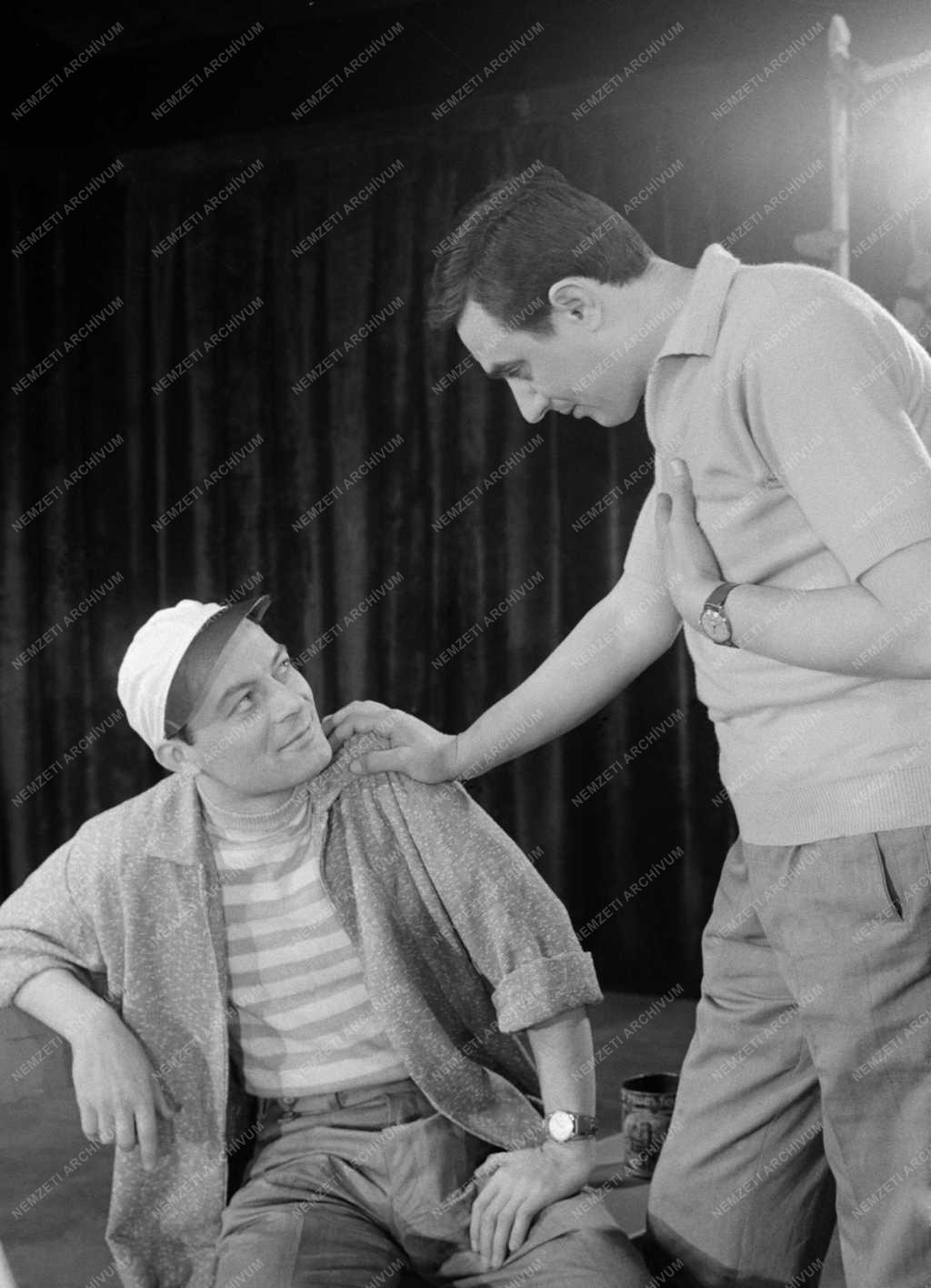 Kultúra - Madách Kamaraszínház - Kamondy László: Vád és varázslat