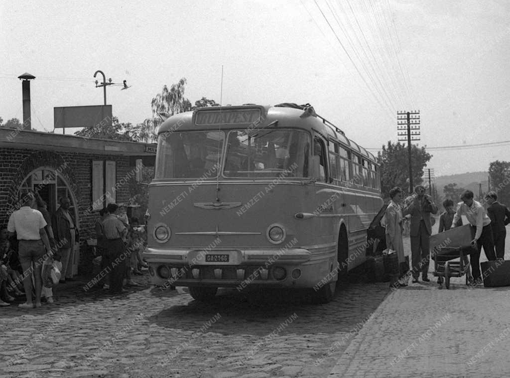 Galyatetői autóbuszjárat