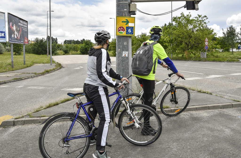 Közlekedés - Turizmus - EuroVelo 6 kerékpárút Budapesten