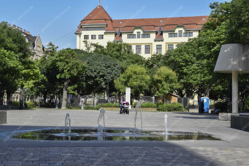 Városkép - Budapest - Horváth Mihály tér