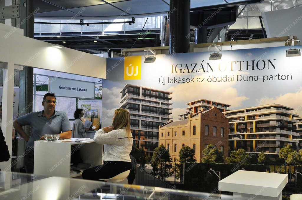 Ingatlanpiac - Budapest - Lakásexpo a Millenárison