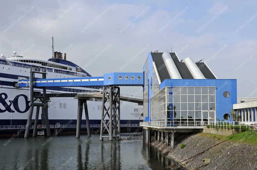 Vízi közlekedés - Komphajó - Kikötő - Rotterdam