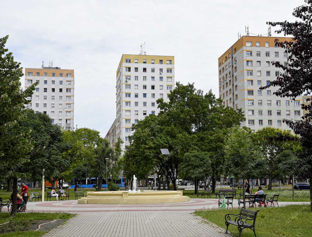 Városkép - Budapest - 50 éves Újpalota